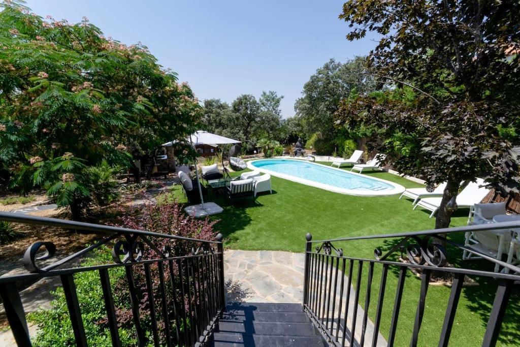 Villa La Amapola à Valdemorillo Extérieur photo